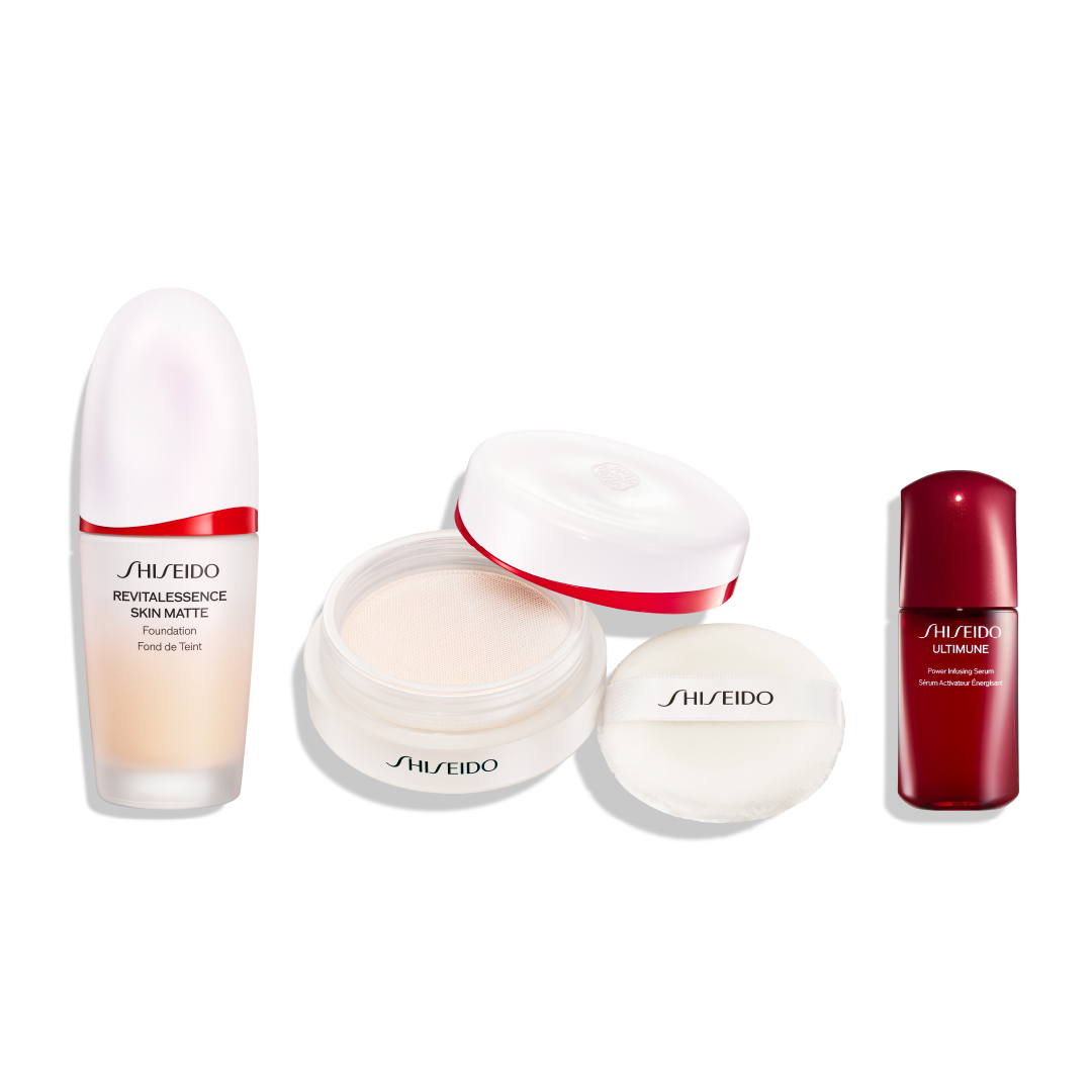 ＳＨＩＳＥＩＤＯ　ベースメイクキット（エッセンス　スキンスムース　ファンデーション（１３０）＆　エッセンス　スキンセッティング　パウダー　０２）